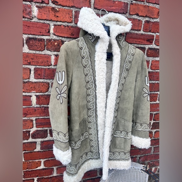 Steve Madden Penny Lane Coat - Picture 3 of 8